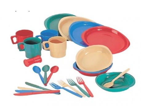 Набір посуду пластикового (на 4 персони) Tramp